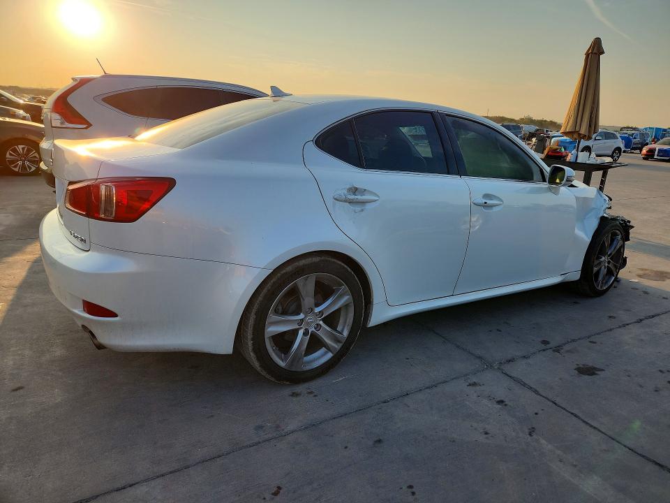 صورة رقم 3 من المزاد - 2011 LEXUS IS 250 مع VIN JTHBF5C24B5153373