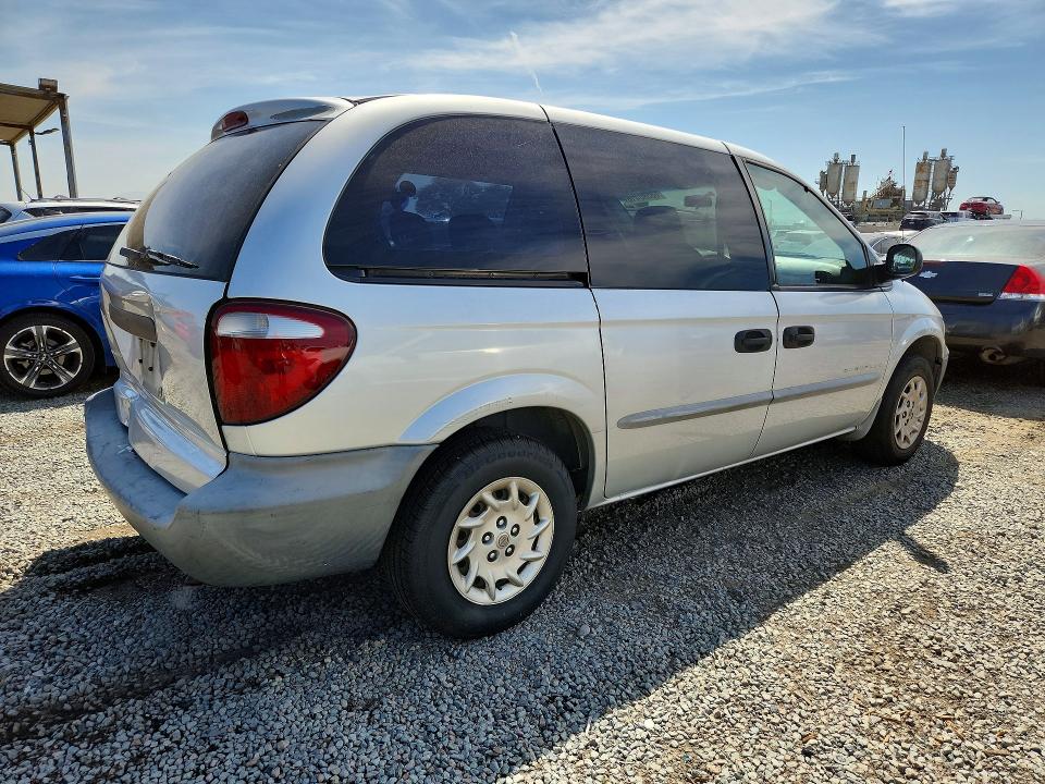 Photo 3 from auction – 2001 CHRYSLER VOYAGER with VIN 1C4GJ25B81B147237