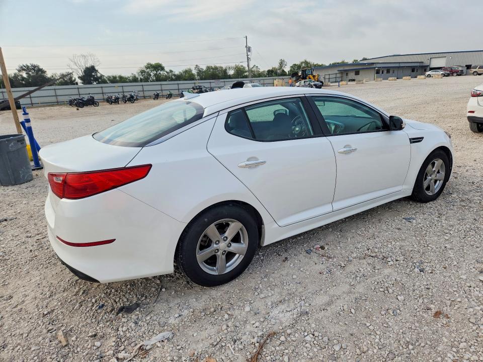 Photo 3 from auction – 2015 KIA OPTIMA with VIN KNAGM4A79F5642621