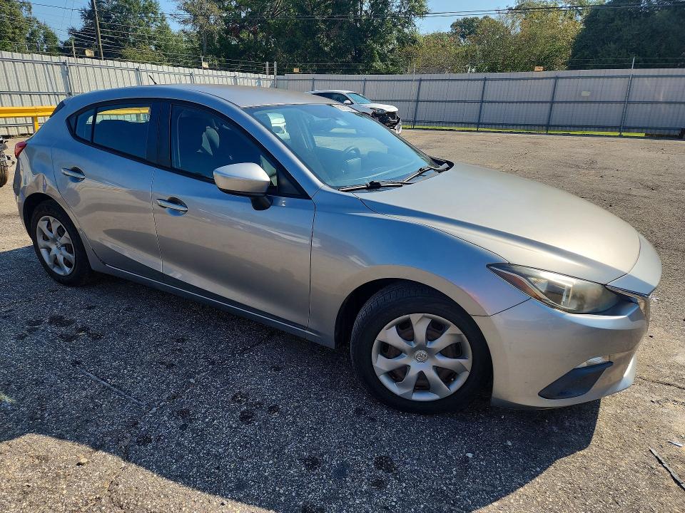 Снимка 4 от търг – 2016 MAZDA 3 с VIN JM1BM1J75G1328565