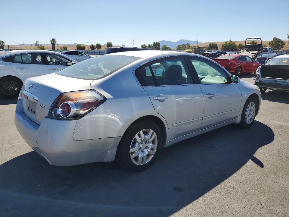 Photo 3 from auction – 2012 NISSAN ALTIMA with VIN 1N4AL2AP0CN424973