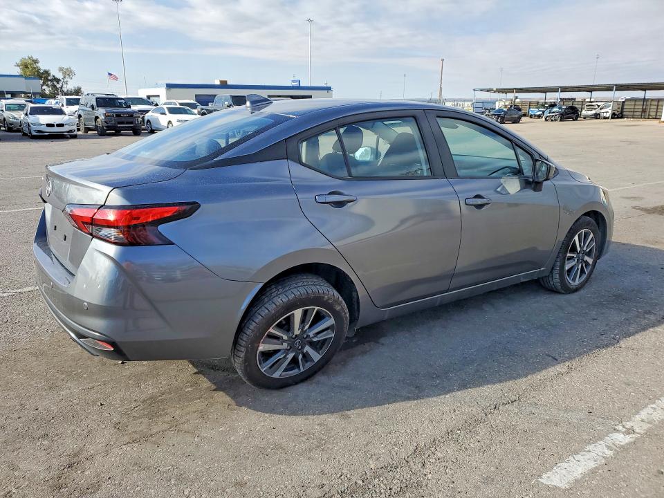 Снимка 3 от търг – 2025 NISSAN VERSA с VIN 3N1CN8EV8SL831725
