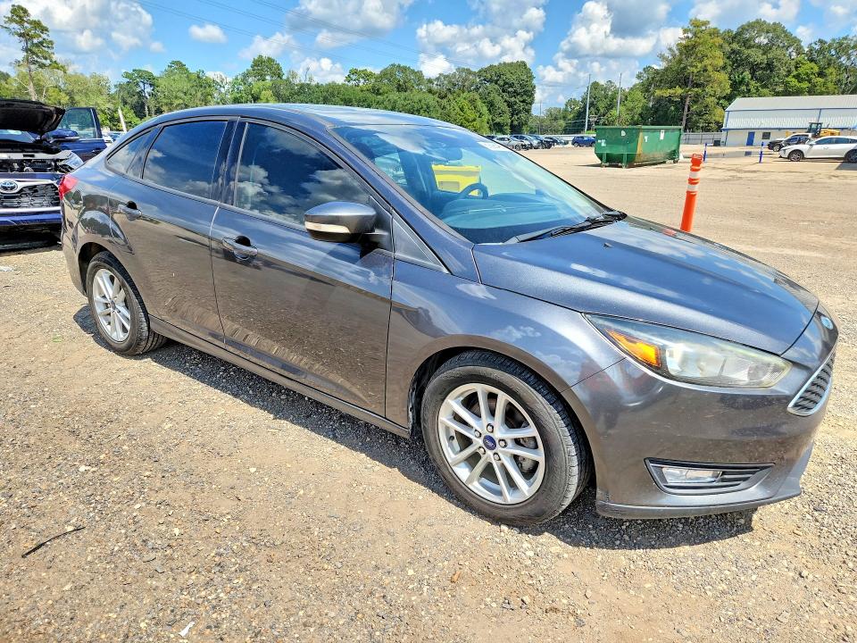 Photo 4 from auction – 2017 FORD FOCUS with VIN 1FADP3H28HL317285