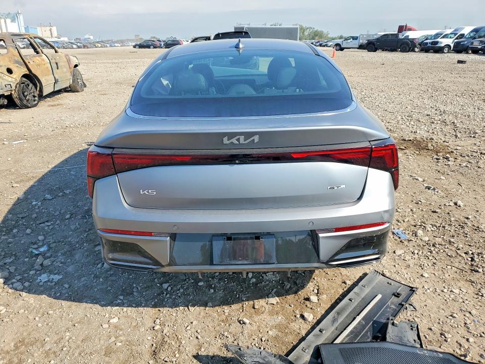 Zdjęcie 6 z aukcji – 2025 KIA K5 z VIN KNAG64J74S5304287