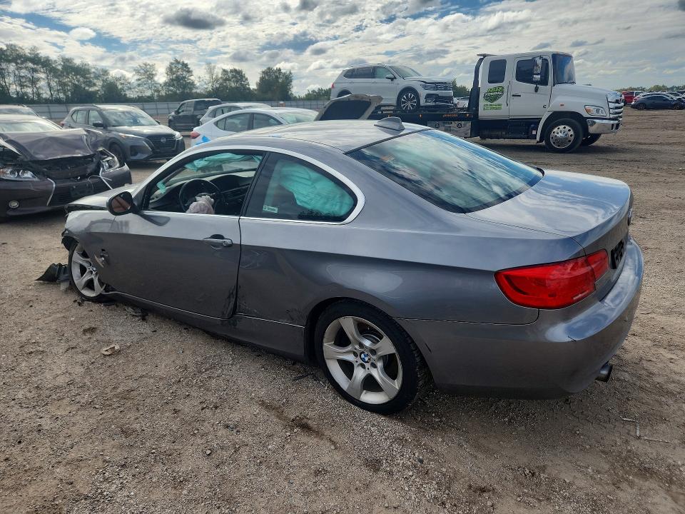 Zdjęcie 2 z aukcji – 2011 BMW 335 z VIN WBAKF9C50BE261893