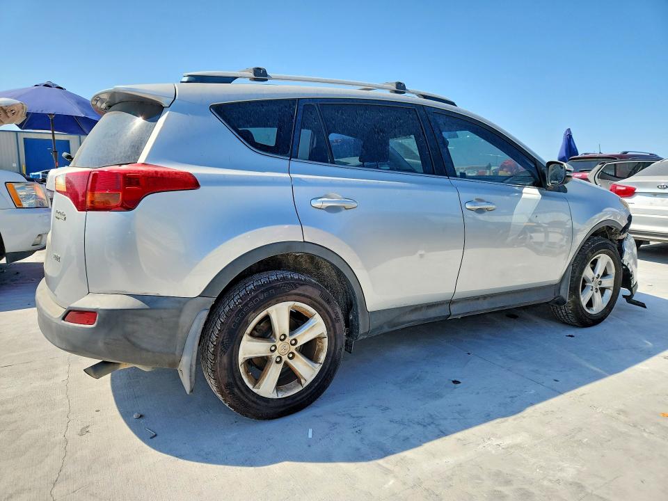 Фото 3 с аукциона – 2013 TOYOTA RAV4 с VIN JTMWFREV2D5017215
