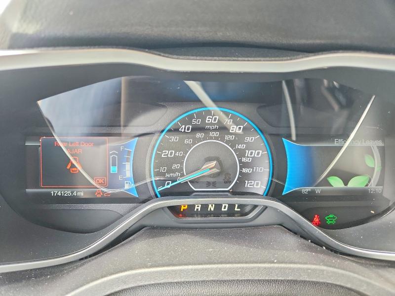 Photo 9 from auction – 2013 FORD C-MAX with VIN 1FADP5AU8DL542601