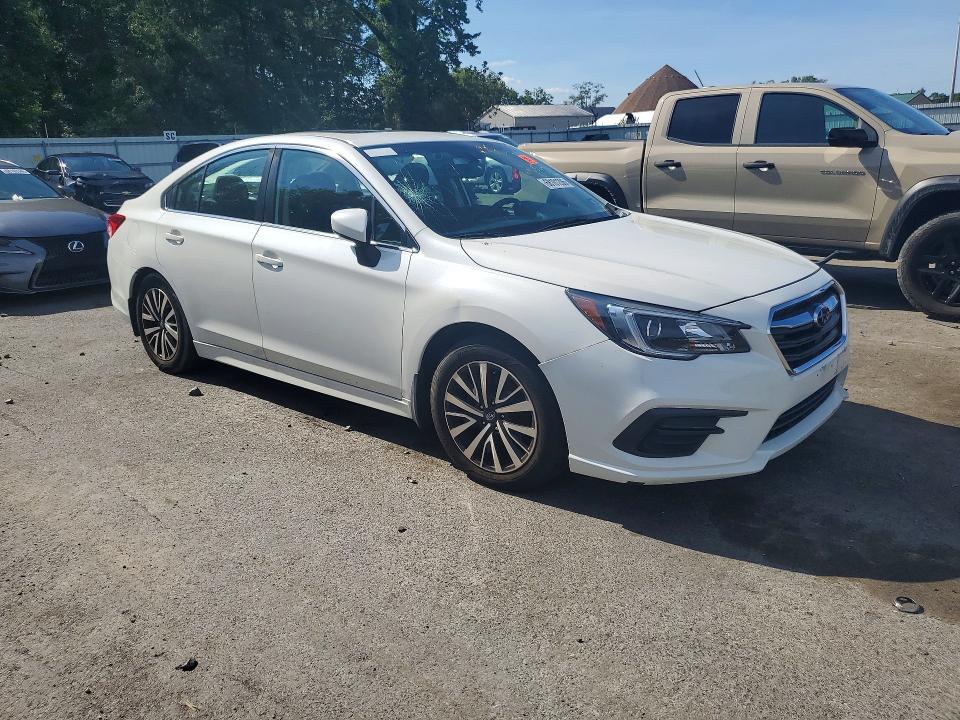Photo 4 from auction – 2019 SUBARU LEGACY with VIN 4S3BNAF60K3014512