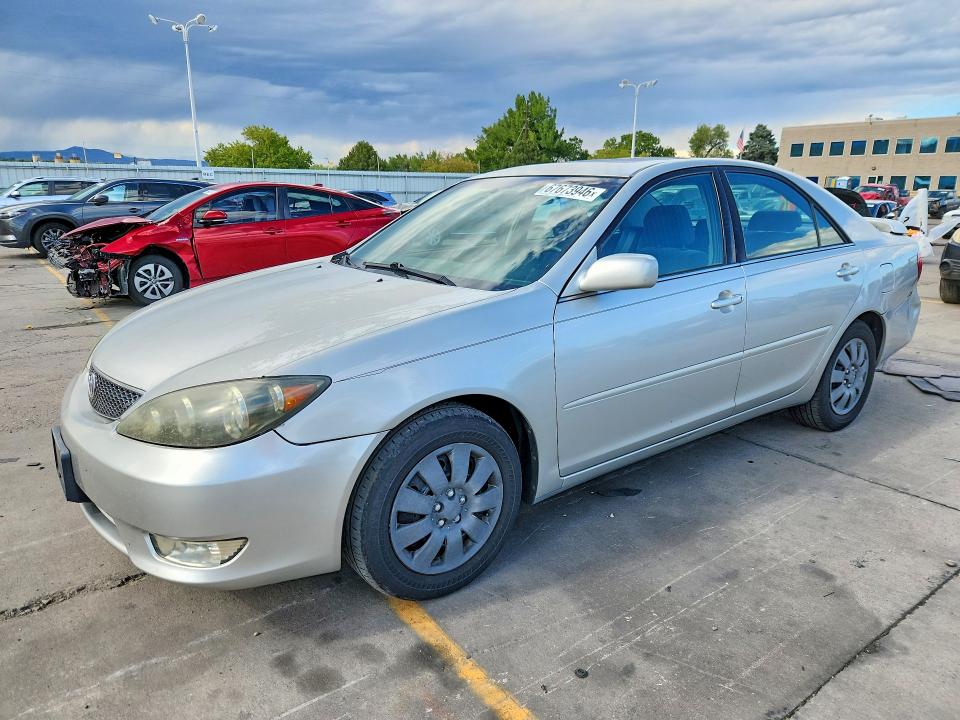 TOYOTA CAMRY 2005 with VIN 4T1BE32K95U536032 - Photo from auction