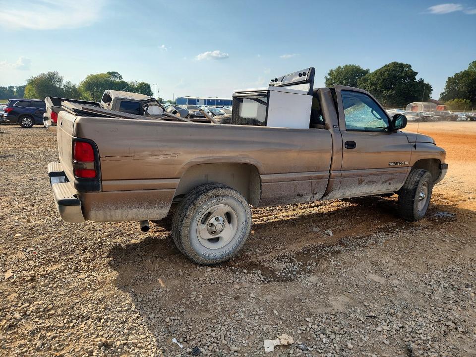 Foto 3 de la subasta – 2001 DODGE RAM 1500 con VIN 1B7HF16Z11S112695