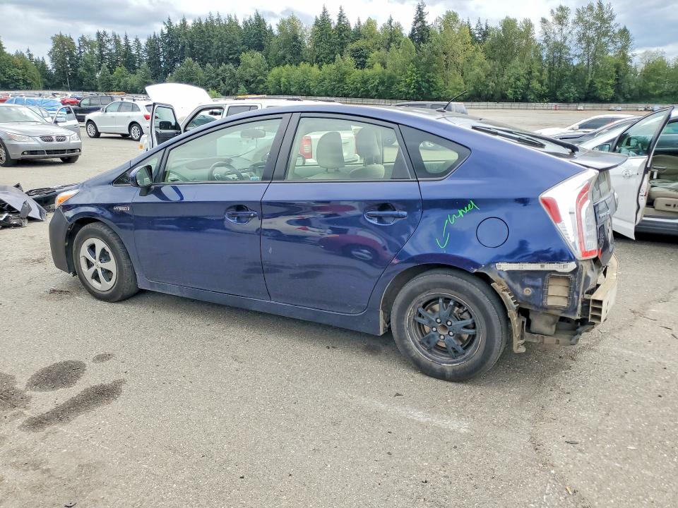 Photo 2 from auction – 2014 TOYOTA PRIUS with VIN JTDKN3DU1E0381809