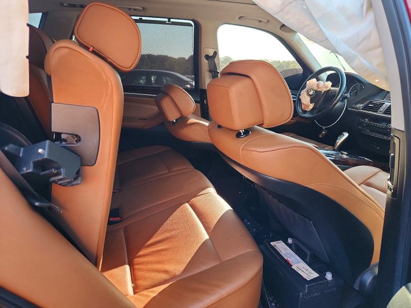 Photo 10 from auction – 2010 BMW X5 with VIN 5UXFE4C55AL276439