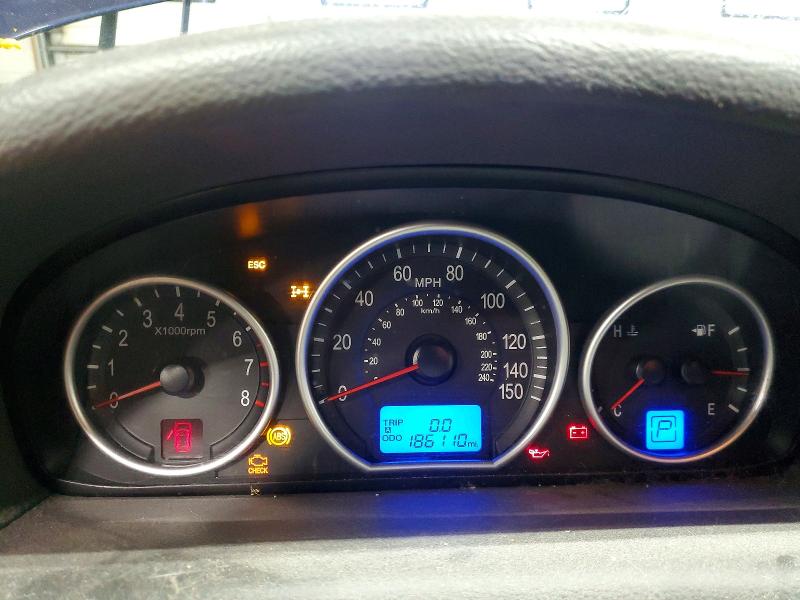 Photo 9 from auction – 2011 HYUNDAI VERACRUZ with VIN KM8NUDCC3BU147377