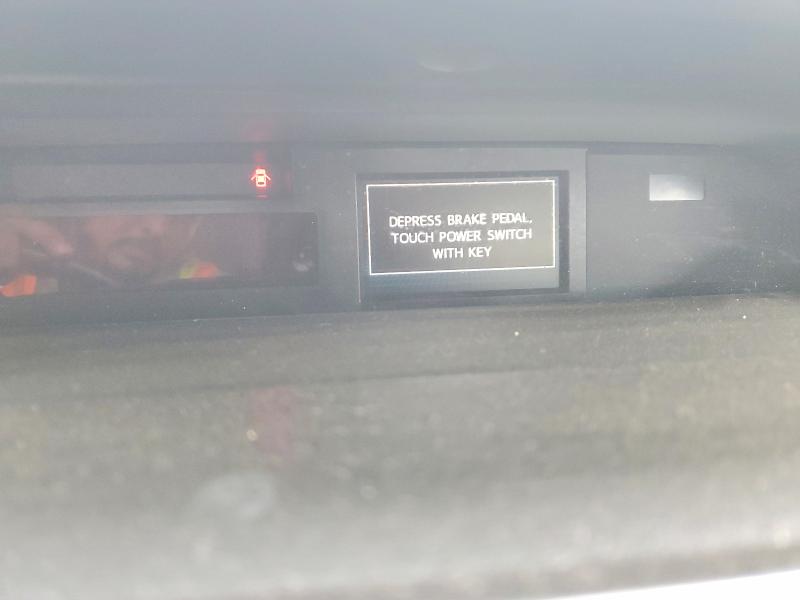 Photo 9 from auction – 2015 TOYOTA PRIUS V with VIN JTDZN3EU9FJ038903
