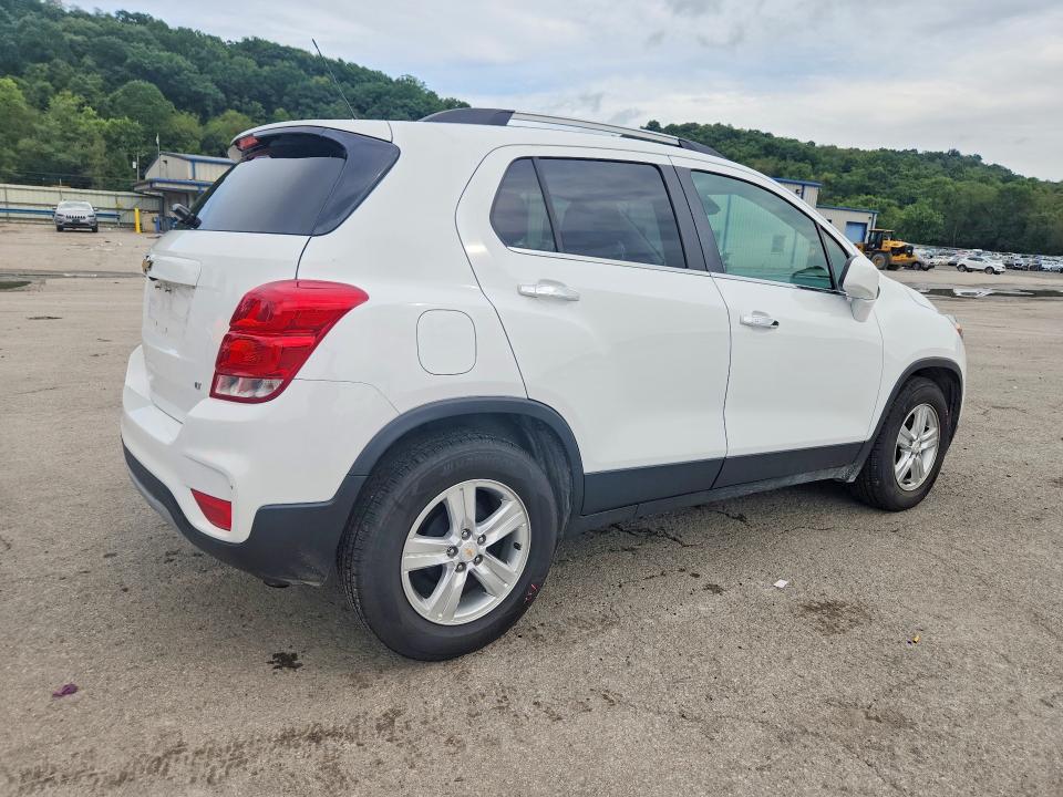 Photo 3 from auction – 2020 CHEVROLET TRAX with VIN KL7CJLSB9LB026502