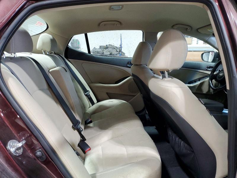 Foto 10 de la subasta – 2014 KIA OPTIMA con VIN 5XXGM4A73EG310784