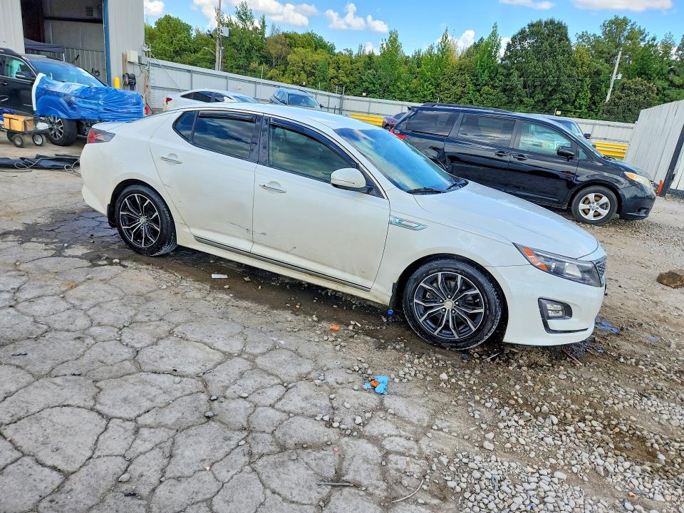 Photo 4 from auction – 2014 KIA OPTIMA with VIN KNAGN4AD1E5073202
