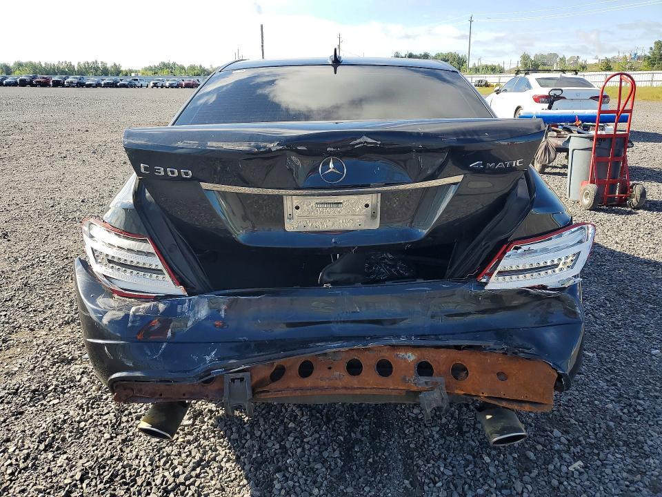 Photo 6 from auction – 2014 MERCEDES-BENZ C with VIN WDDGF8AB2EA950265