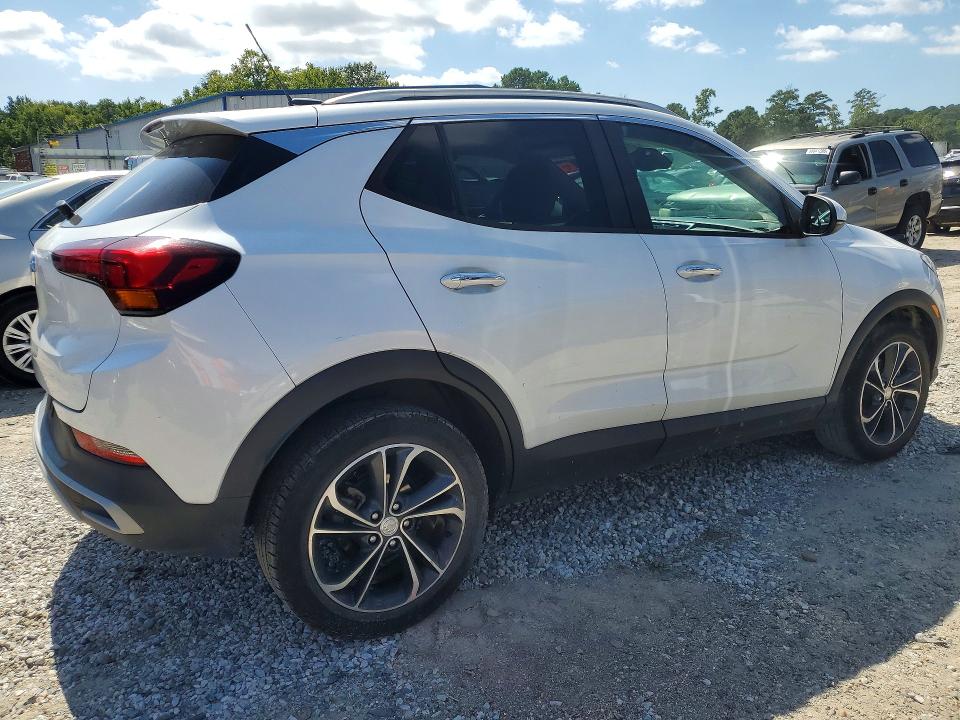 Фото 3 с аукциона – 2020 BUICK ENCORE GX с VIN KL4MMDSLXLB095495