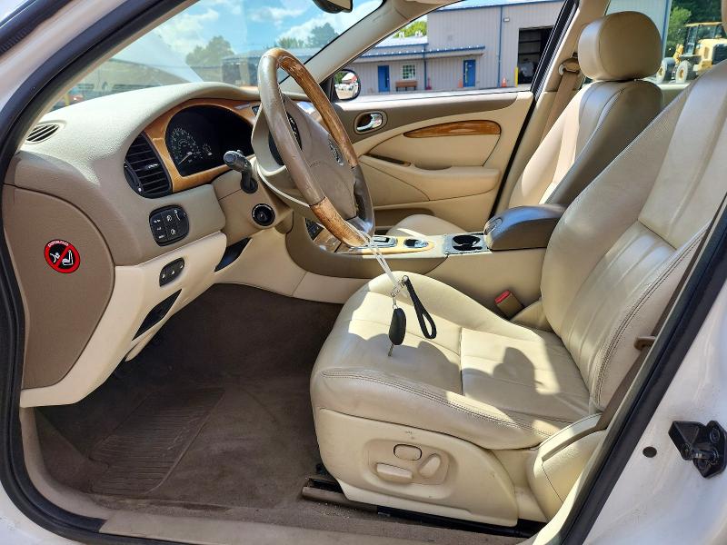 صورة رقم 7 من المزاد - 2004 JAGUAR S-TYPE مع VIN SAJEA01TX4FM95484