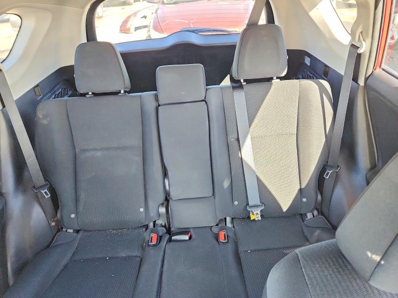 Photo 10 from auction – 2016 TOYOTA RAV4 with VIN 2T3BFREV2GW527706