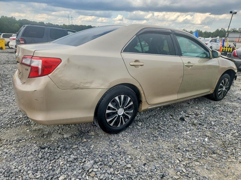 Photo 3 from auction – 2012 TOYOTA CAMRY with VIN 4T1BF1FK4CU106160