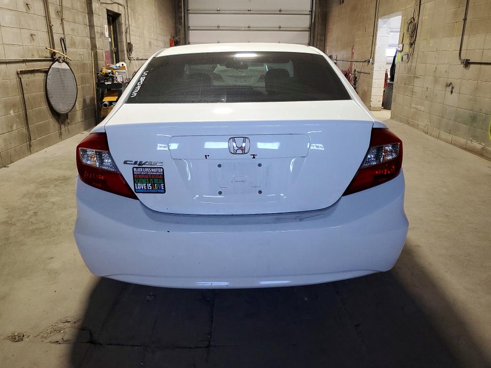Photo 6 from auction – 2012 HONDA CIVIC with VIN 19XFB2F93CE307700