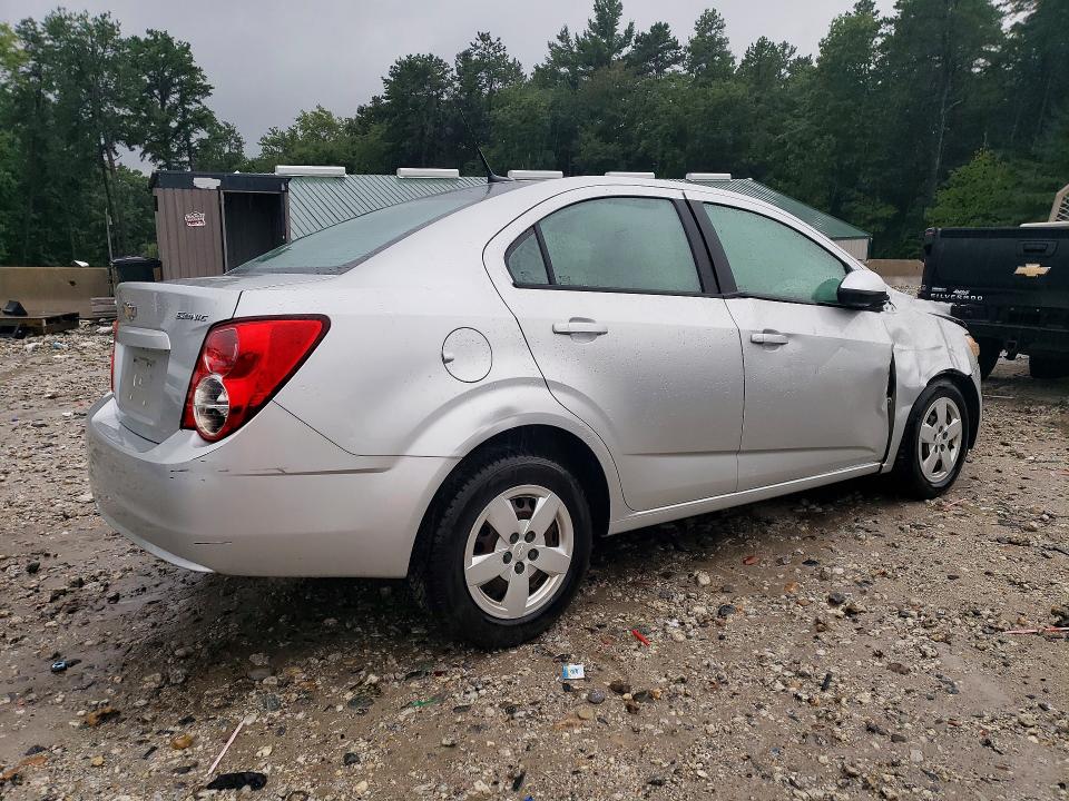 Photo 3 from auction – 2014 CHEVROLET SONIC with VIN 1G1JA5SHXE4178752