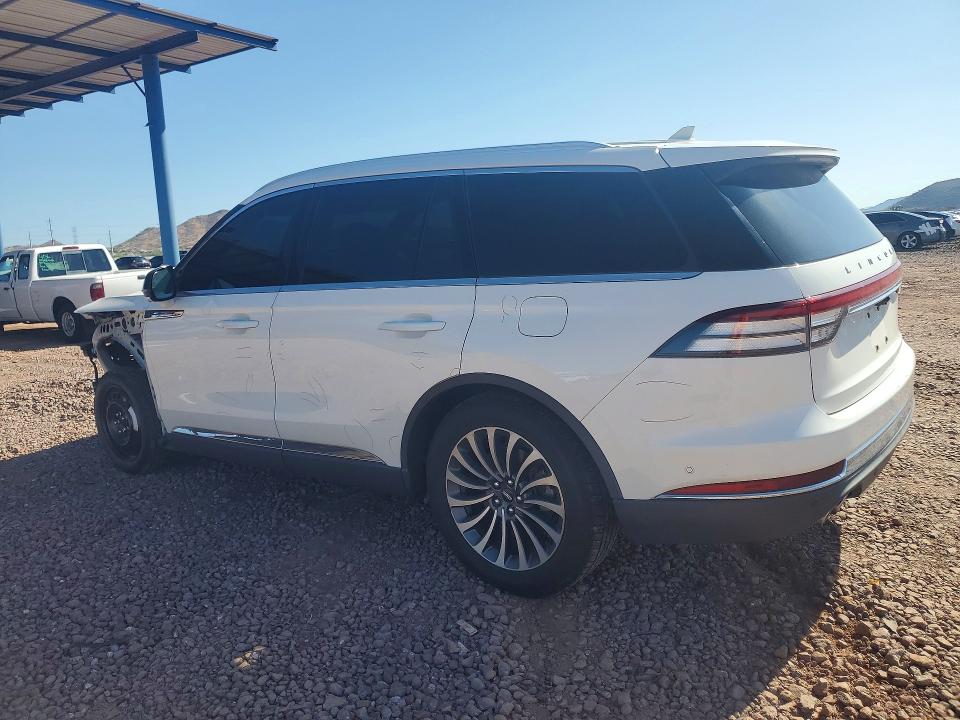 Photo 2 from auction – 2020 LINCOLN AVIATOR with VIN 5LM5J7WC3LGL23668