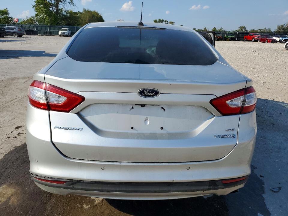Снимка 6 от търг – 2016 FORD FUSION с VIN 3FA6P0LU4GR345536