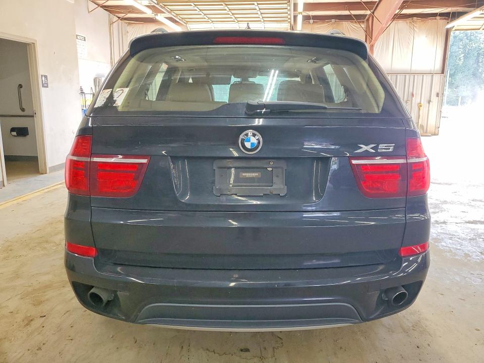 Foto 6 de la subasta – 2013 BMW X5 con VIN 5UXZV4C54D0E11769