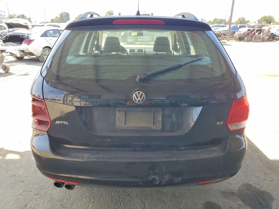 Photo 6 from auction – 2009 VOLKSWAGEN JETTA with VIN 3VWKM71K89M284555