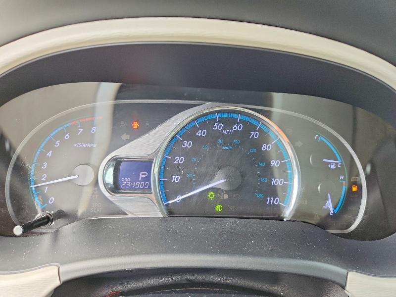 Photo 9 from auction – 2012 TOYOTA SIENNA with VIN 5TDDK3DC0CS042364