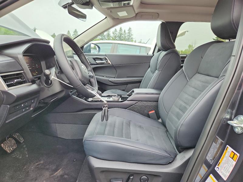 Photo 7 from auction – 2026 MITSUBISHI OUTLANDER with VIN JA4T5VA94TZ615797