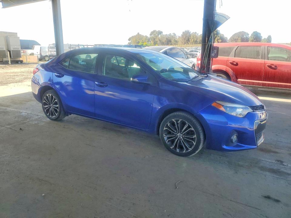 Photo 4 from auction – 2016 TOYOTA COROLLA with VIN 5YFBURHE4GP453054