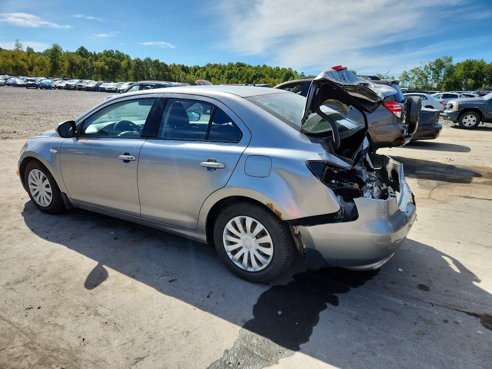 Снимка 2 от търг – 2012 SUZUKI KIZASHI с VIN JS2RF9A1XC6100860