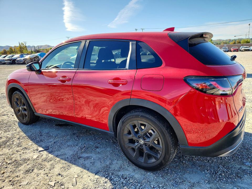 Снимка 2 от търг – 2024 HONDA HR-V с VIN 3CZRZ1H59RM747507