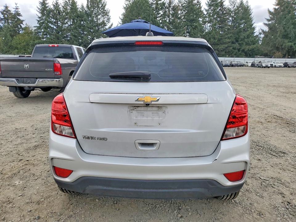 Photo 6 from auction – 2019 CHEVROLET TRAX with VIN 3GNCJNSB5KL377975
