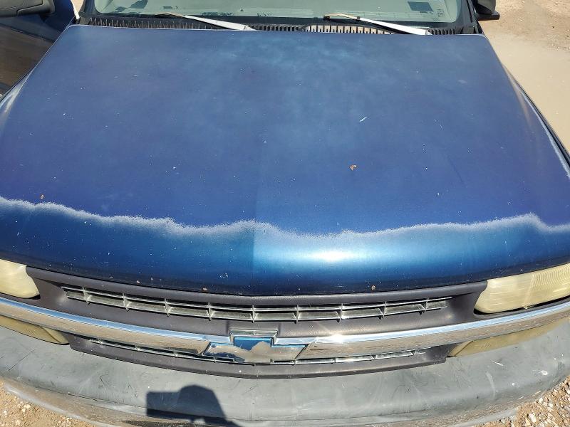 Photo 11 from auction – 1999 CHEVROLET SILVERADO with VIN 1GCEC14V4XZ163765