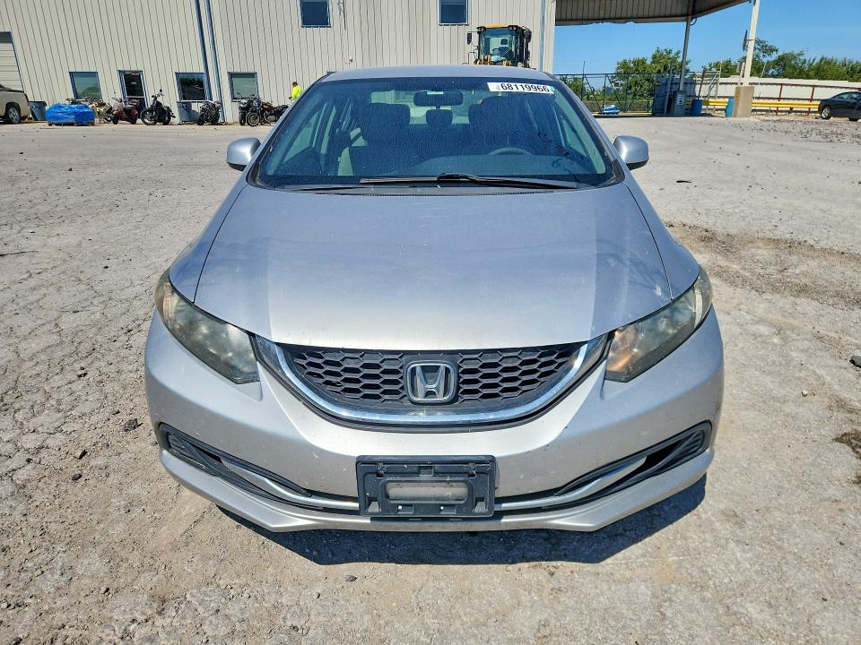 Снимка 5 от търг – 2013 HONDA CIVIC с VIN 19XFB2F5XDE041154