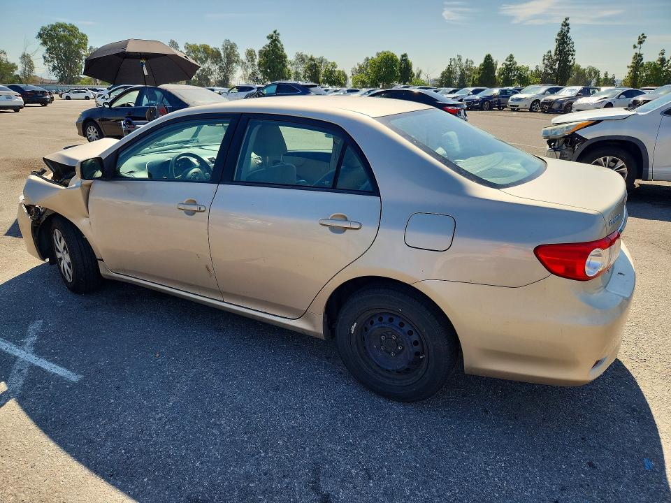 Снимка 2 от търг – 2011 TOYOTA COROLLA с VIN 2T1BU4EE2BC634265