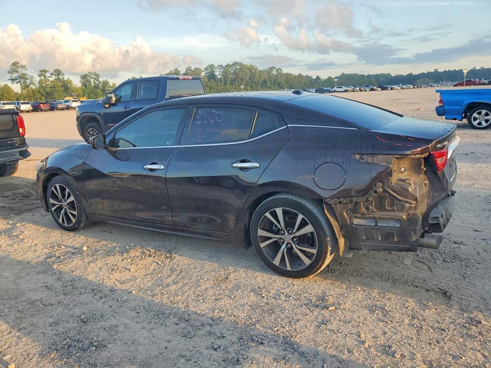 Photo 2 from auction – 2017 NISSAN MAXIMA with VIN 1N4AA6AP1HC381048