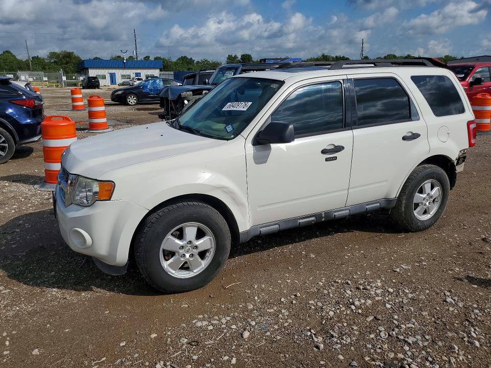 2011 FORD ESCAPE - Търг №68409176