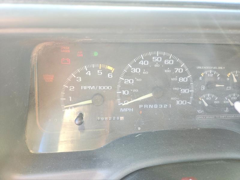 Photo 9 from auction – 1996 CHEVROLET GMT-400 with VIN 2GCEC19W5T1142377