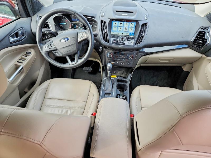 Photo 8 from auction – 2017 FORD ESCAPE with VIN 1FMCU9J93HUD99621