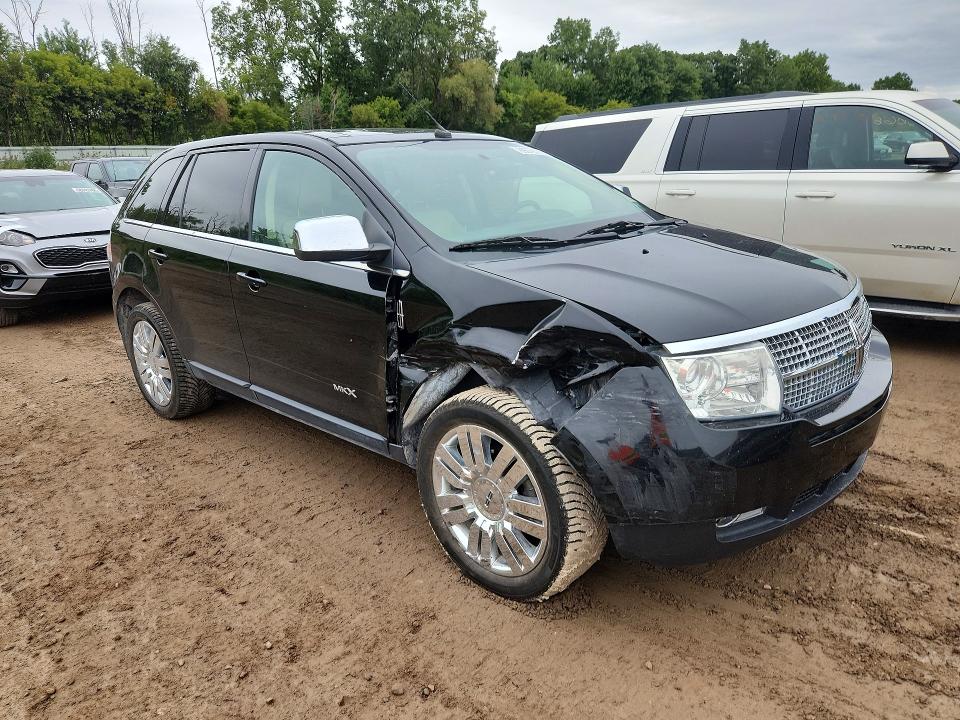Zdjęcie 4 z aukcji – 2008 LINCOLN MKX z VIN 2LMDU88C18BJ01982