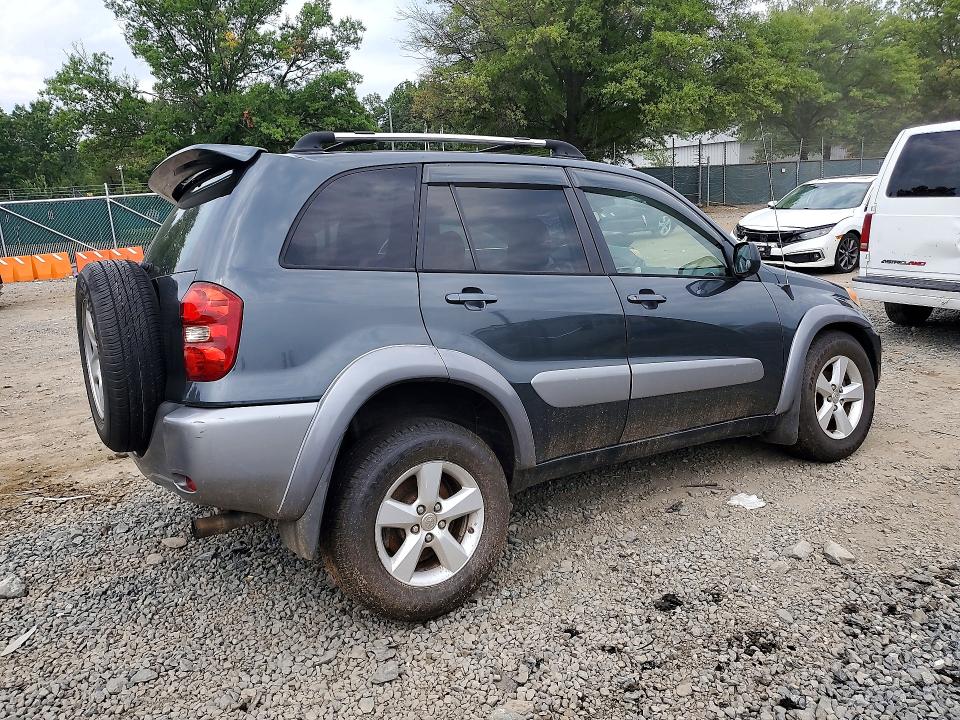 Photo 3 from auction – 2005 TOYOTA RAV4 with VIN JTEGD20V750048589
