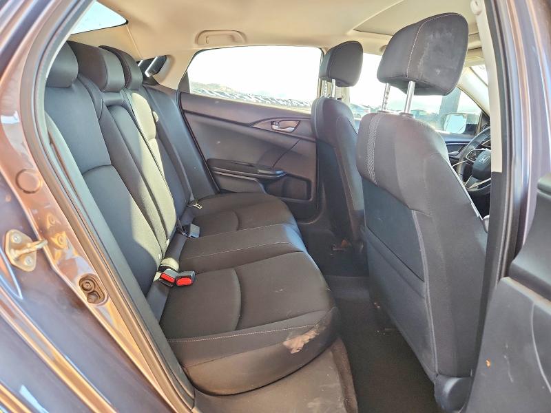 Photo 10 from auction – 2018 HONDA CIVIC with VIN 19XFC2F72JE025542
