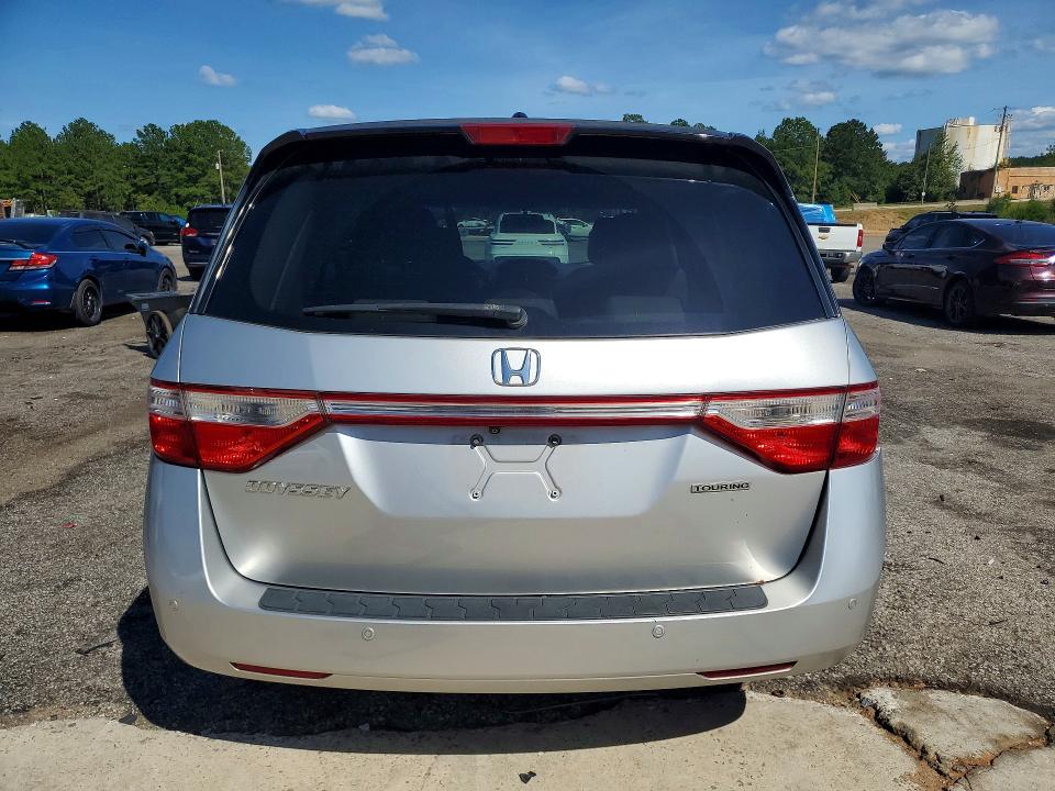 Photo 6 from auction – 2011 HONDA ODYSSEY with VIN 5FNRL5H95BB024183