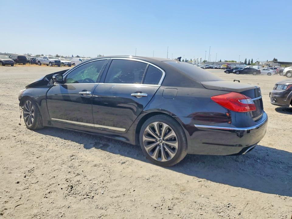 Photo 2 from auction – 2012 HYUNDAI GENESIS with VIN KMHGC4DH5CU165435